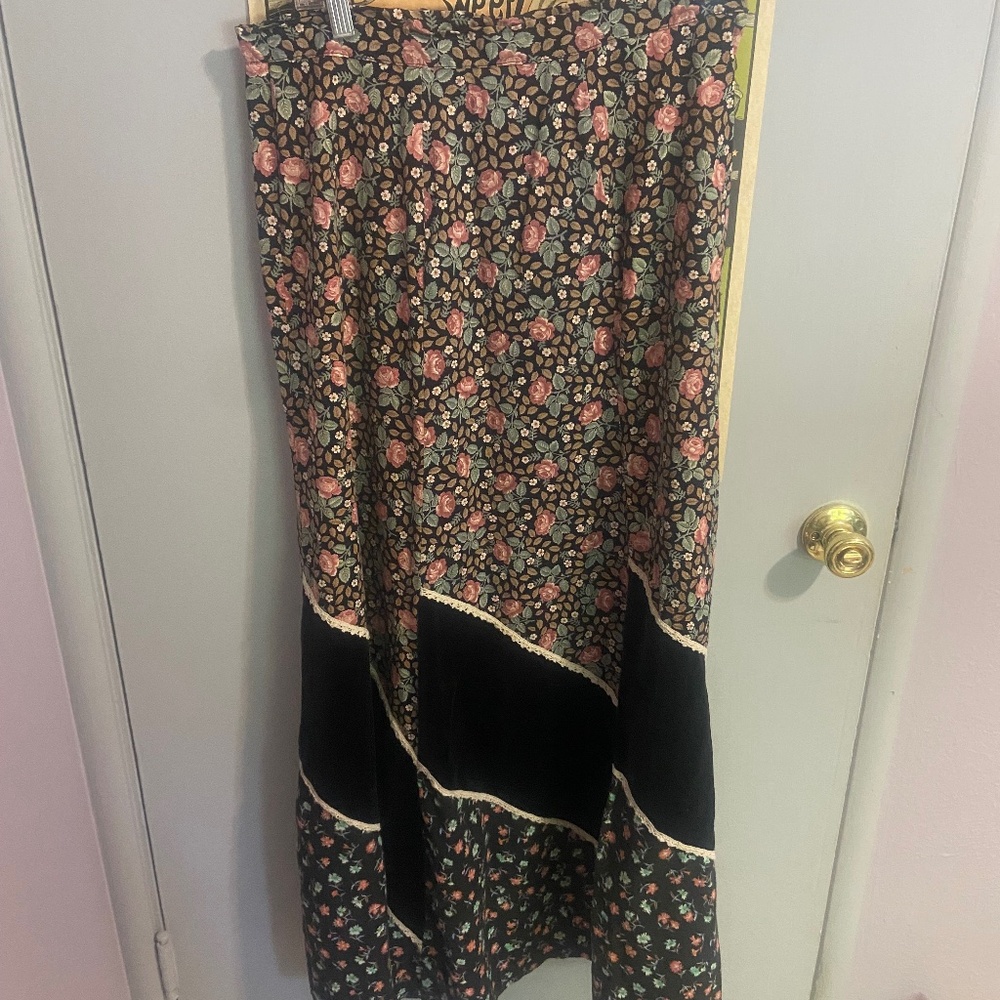 True vintage, 70’s maxi skirt.